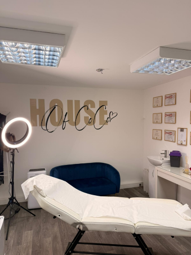 House Of Coco Studio 05 Medium